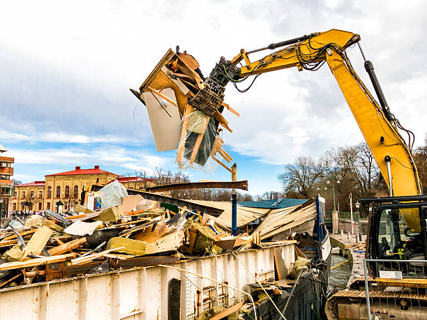 Best Construction Debris Removal  in Alamogordo, NM